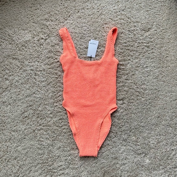 Bond-eye Australialia Madison one-piece NWT - Picture 7 of 7
